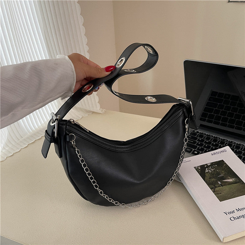 Moderne Hobo-Tasche mit Kettenhenkeln Brehn