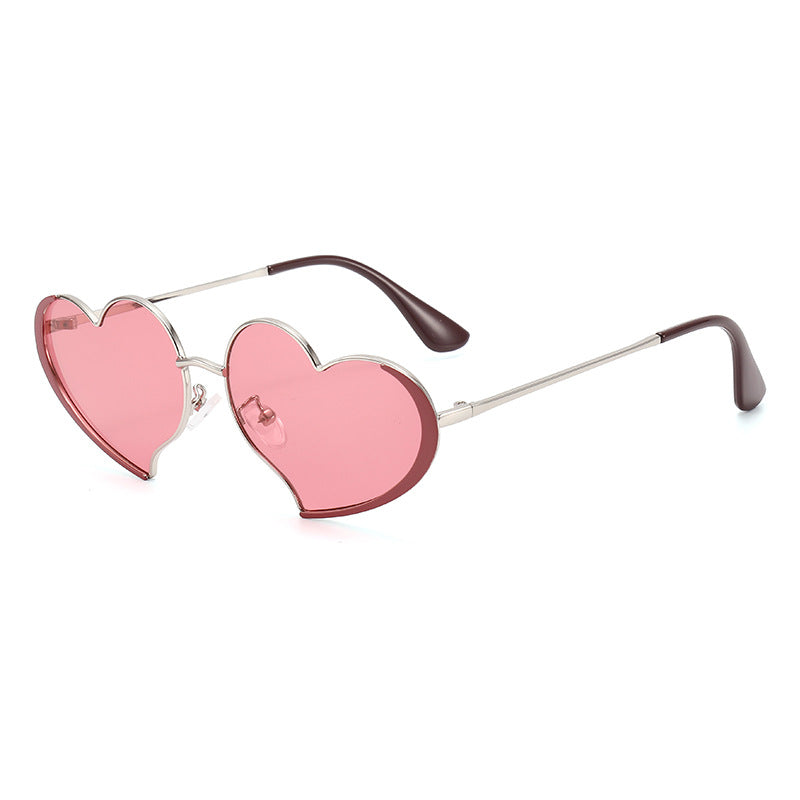 Damen Herzförmige Sonnenbrille mit glamourösem Rahmen Brehn