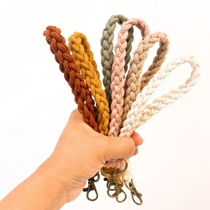 Geflochtene Makramee-Haaraccessoires Brehn