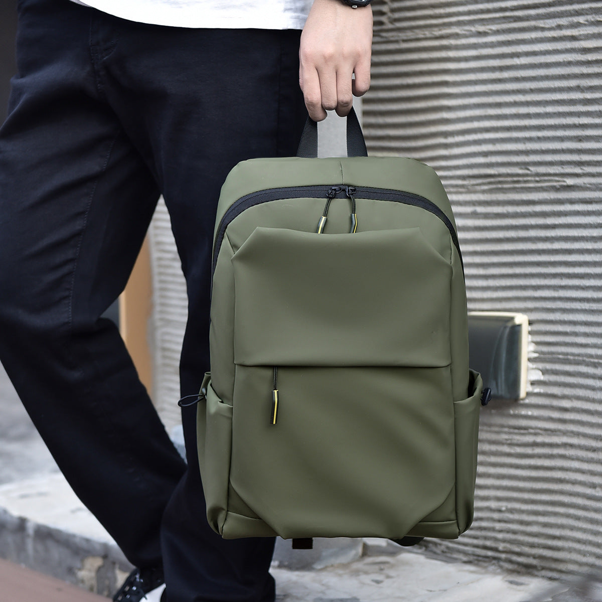 Urbaner Laptop-Rucksack mit Ergonomischem Design und Mehreren Fächern Brehn