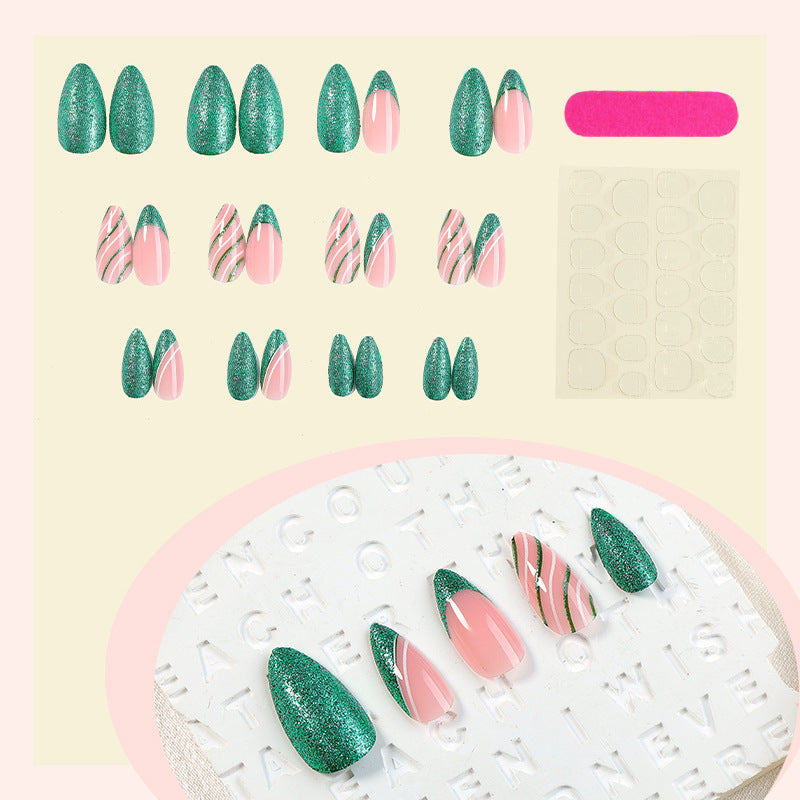 Kreatives Nagelset mit Glitzer- und Marmorierungseffekt Brehn