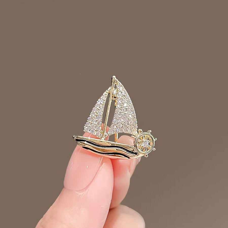 Elegante Segelboot Brosche Brehn