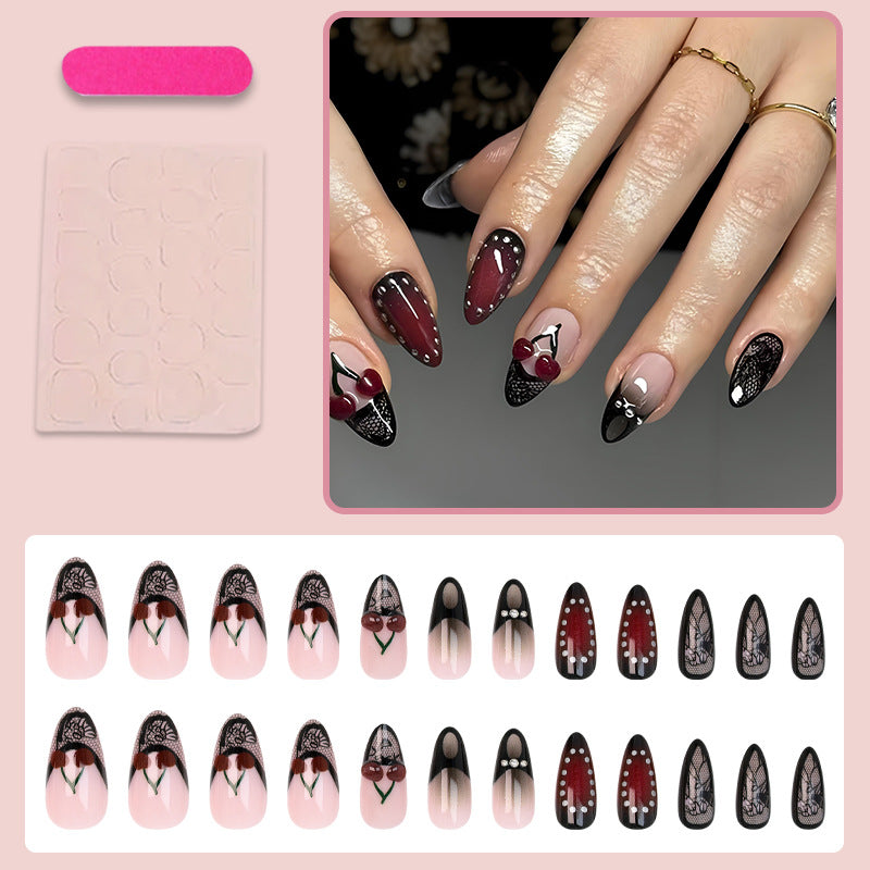 Kunstnagelset mit verspielten Frucht- und Blumendesigns Brehn