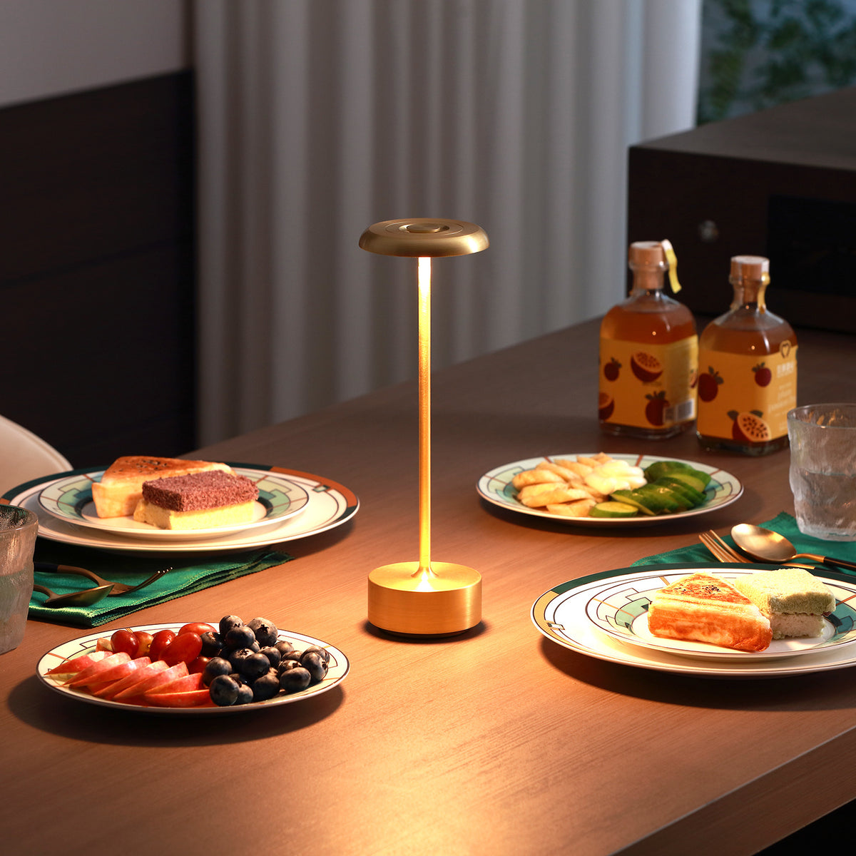 Stylische Tischlampe für anspruchsvolle Wohnkultur