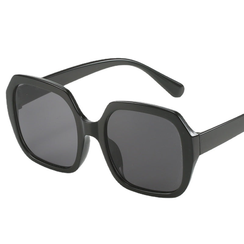 Damen Modische Oversized-Sonnenbrille mit extravaganten Leopardendetails Brehn