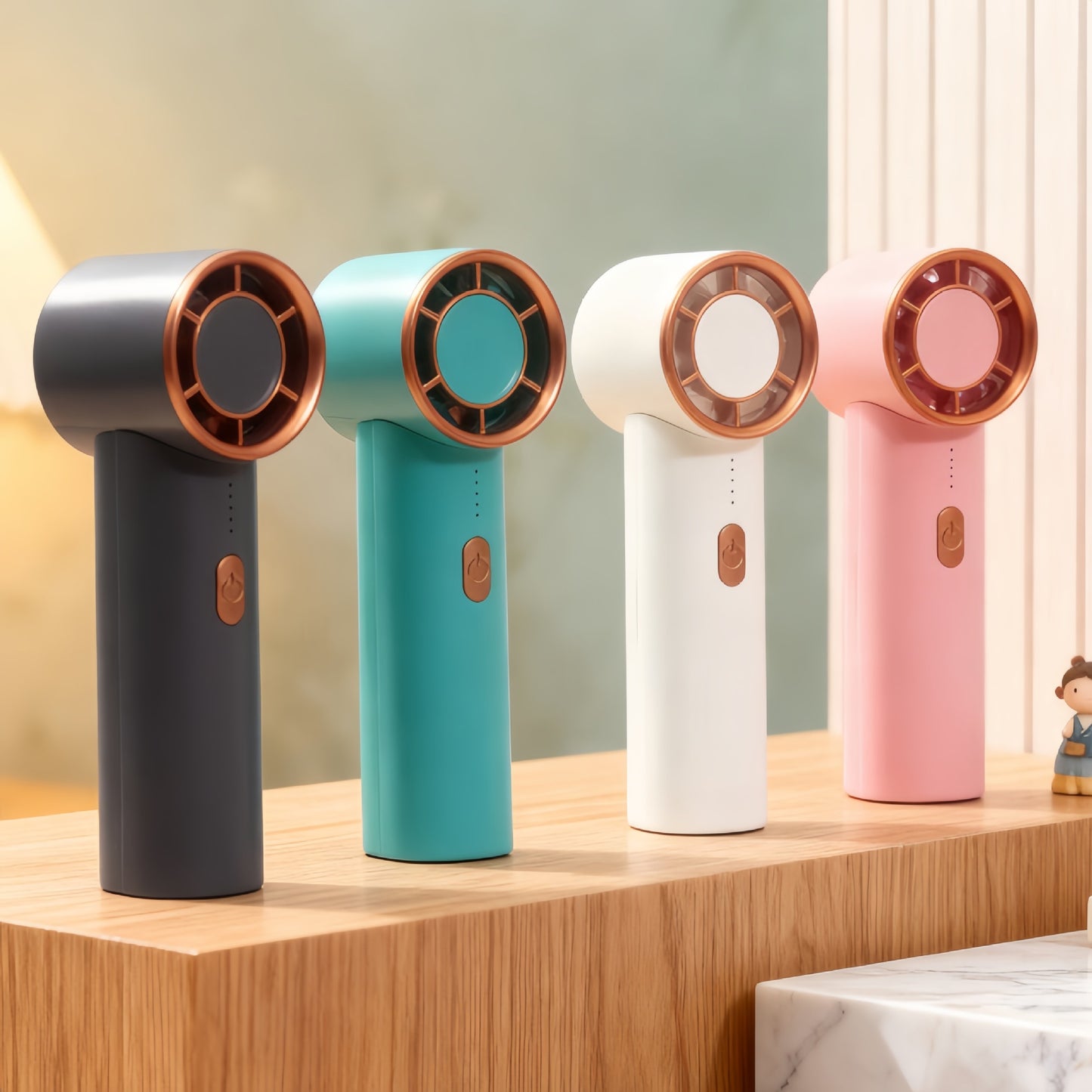 Damen Tragbarer Handventilator mit USB-C-Ladefunktion und leistungsstarkem Luftstrom Brehn