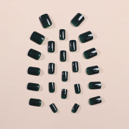 Hochwertiges Kunstnagelset mit glänzendem Finish und einfacher Anwendung Brehn