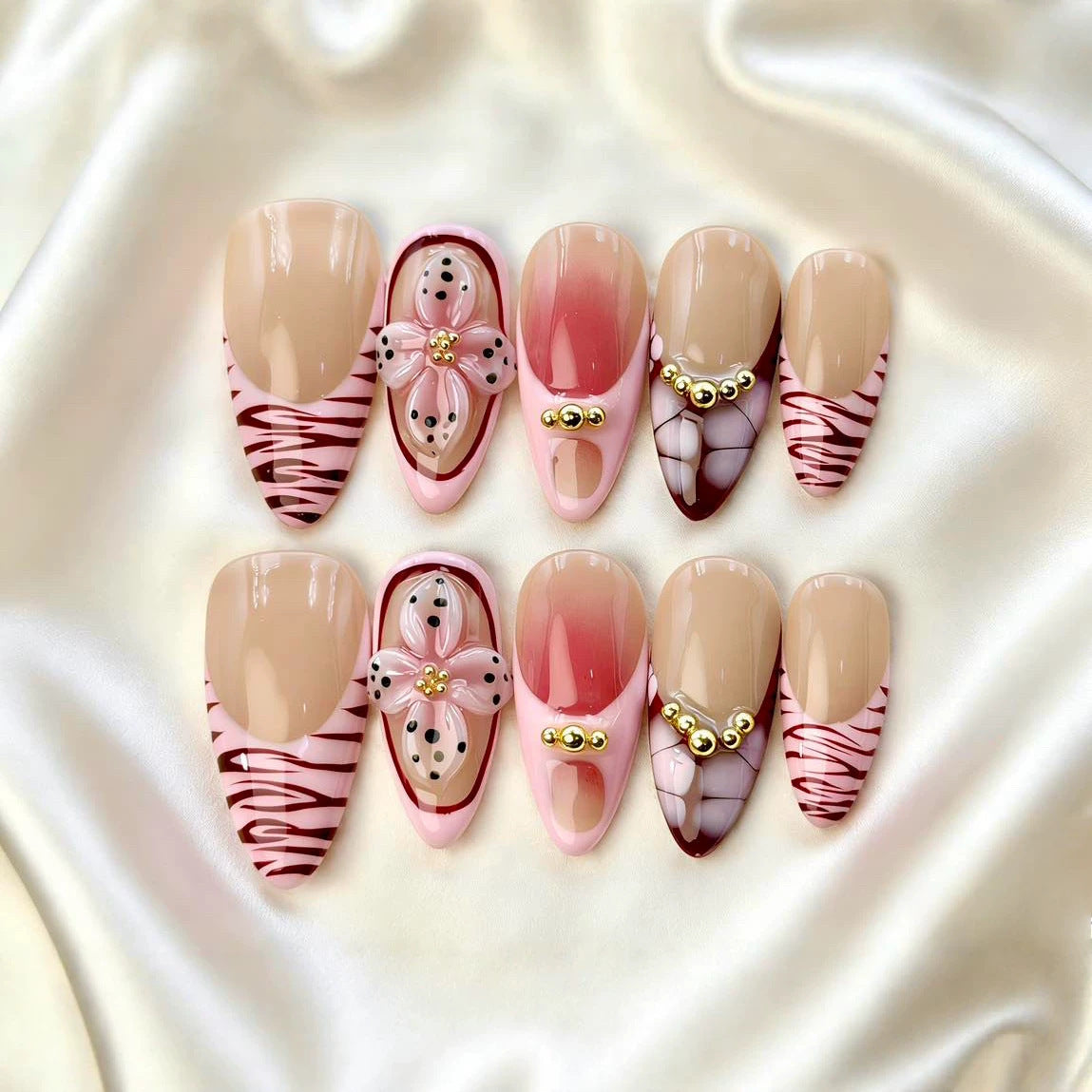 Künstlerisches Blumenverzierung Press-On Nagelset