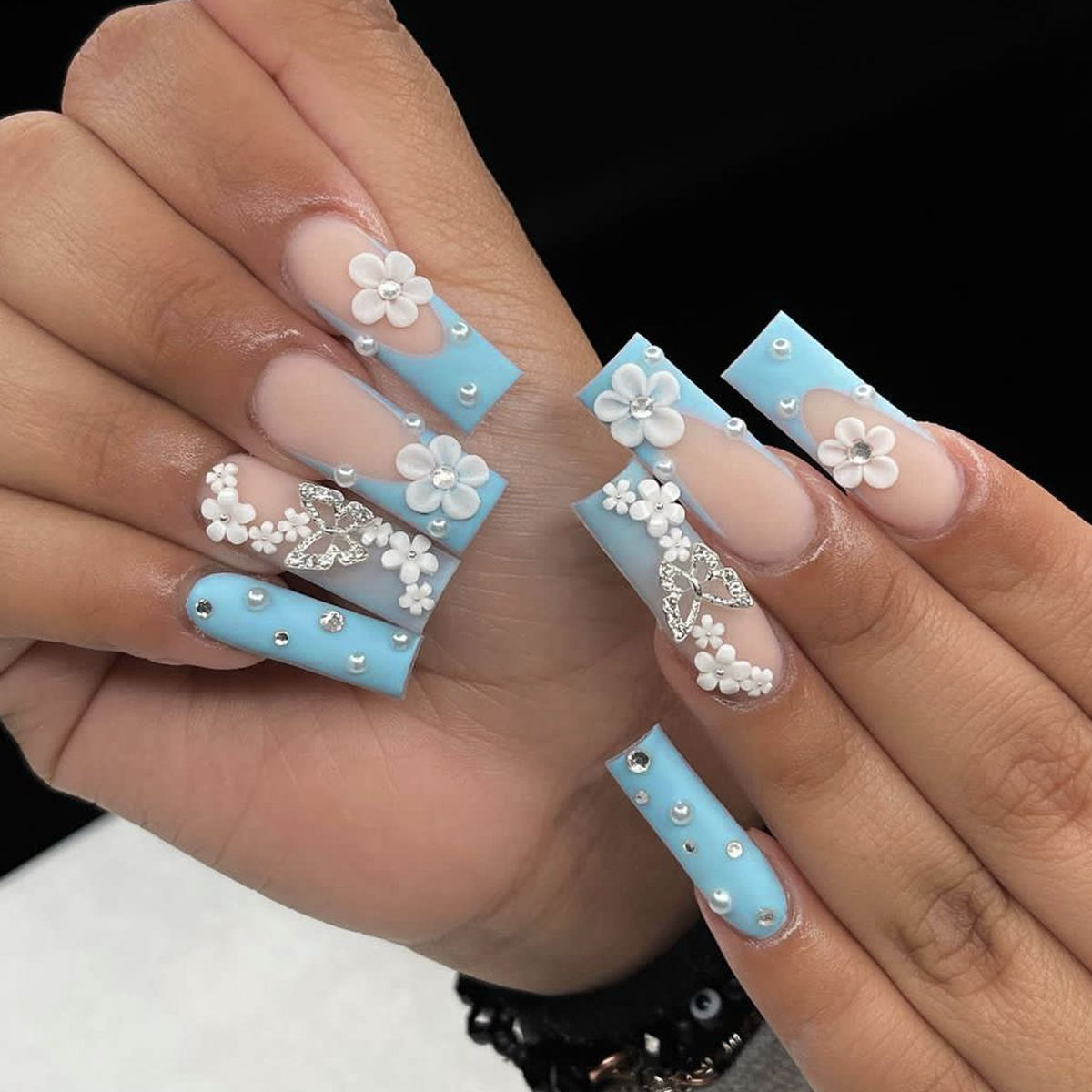 Dekorative Blumen Acryl Nagelverlängerungen Brehn