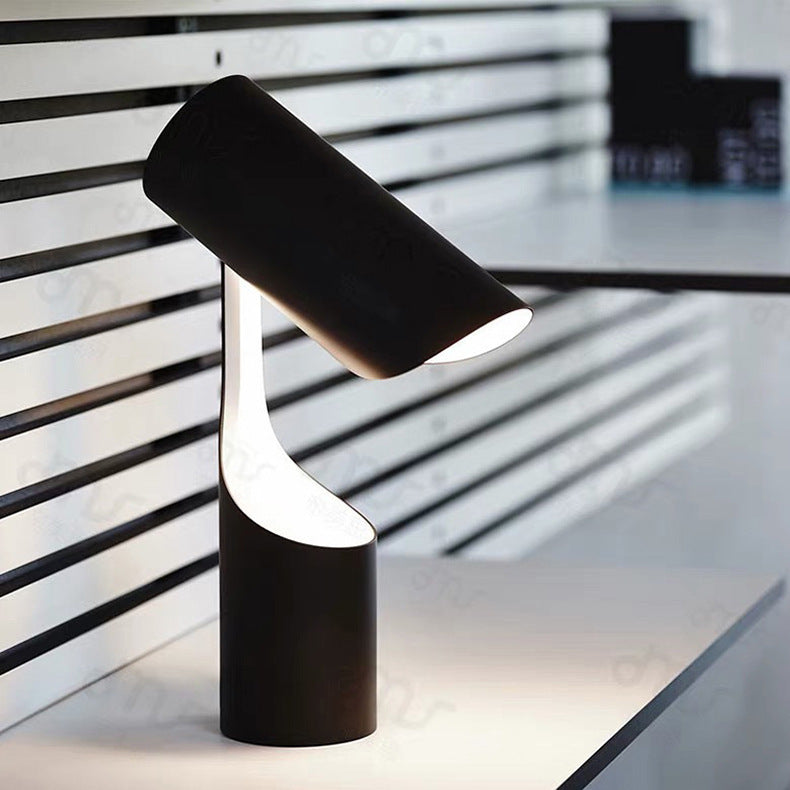 Moderne gebogene Schreibtischlampe