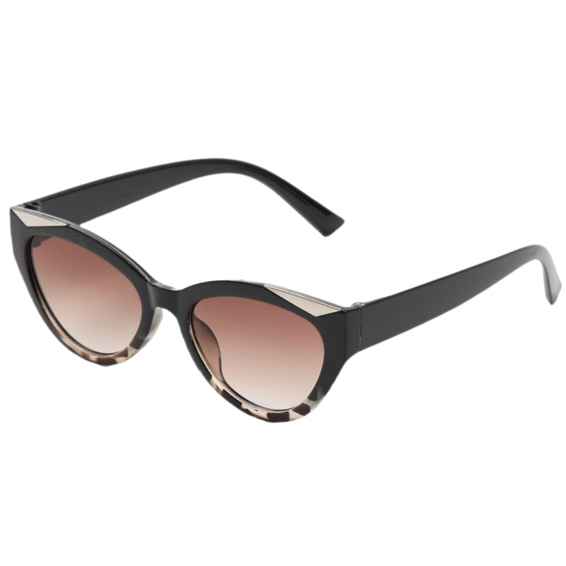 Damen elegante Cat-Eye Sonnenbrille mit luxuriösem Details Brehn