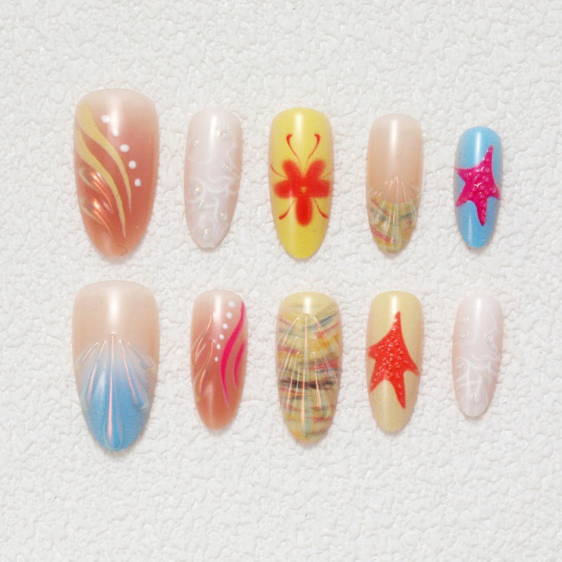 Kunstvolle Nagelspitzen Design Brehn