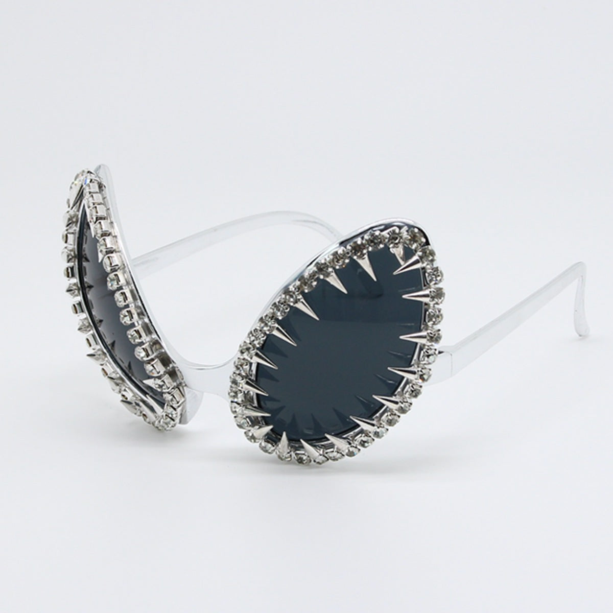 Damen auffällige Sonnenbrille mit luxuriösem Kristallbesatz und spitzen Designelementen Brehn
