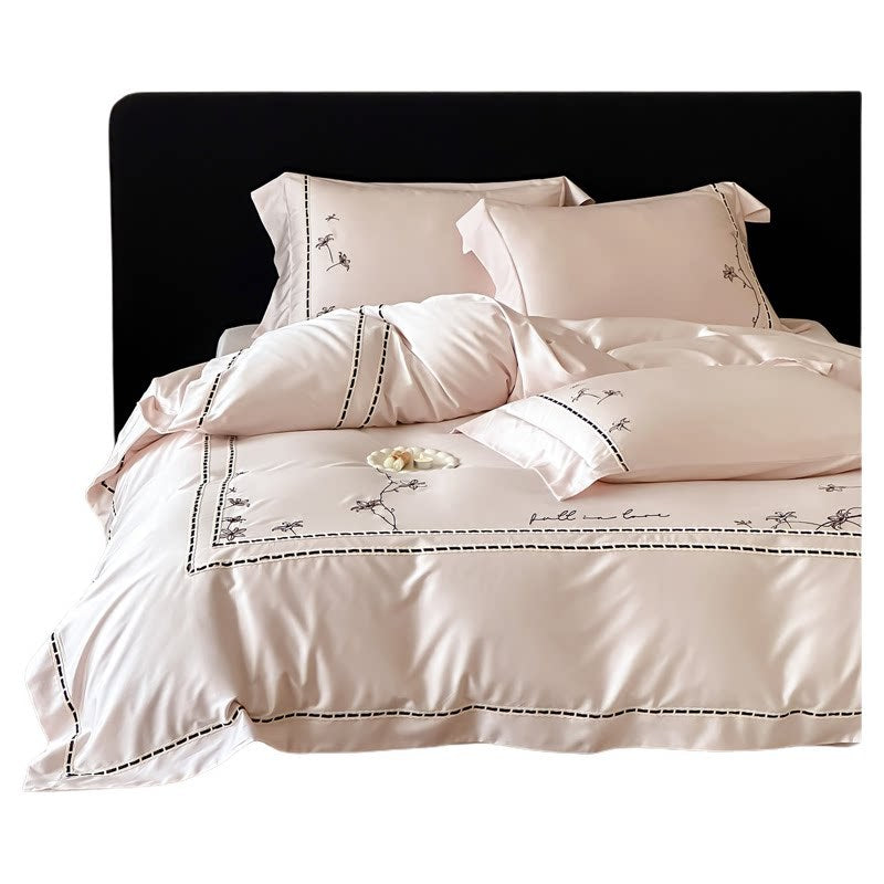 Besticktes Luxus-Satin-Bettbezug-Set mit dekorativen Kissenbezügen