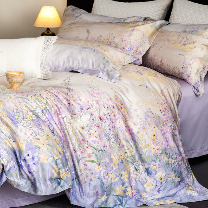 Seidenglänzende Satin-Bettwäschegarnitur mit aquarelliertem Wiesenblumen-Print und verdecktem Reißverschluss