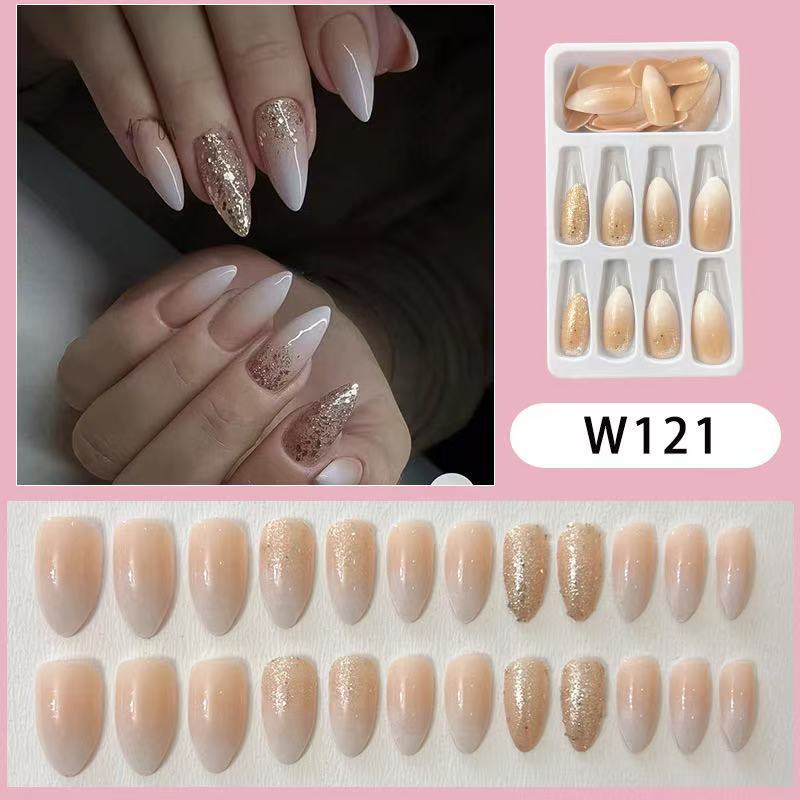 Elegante Kunstnägel mit Glitzerakzenten und modernen Designs Brehn