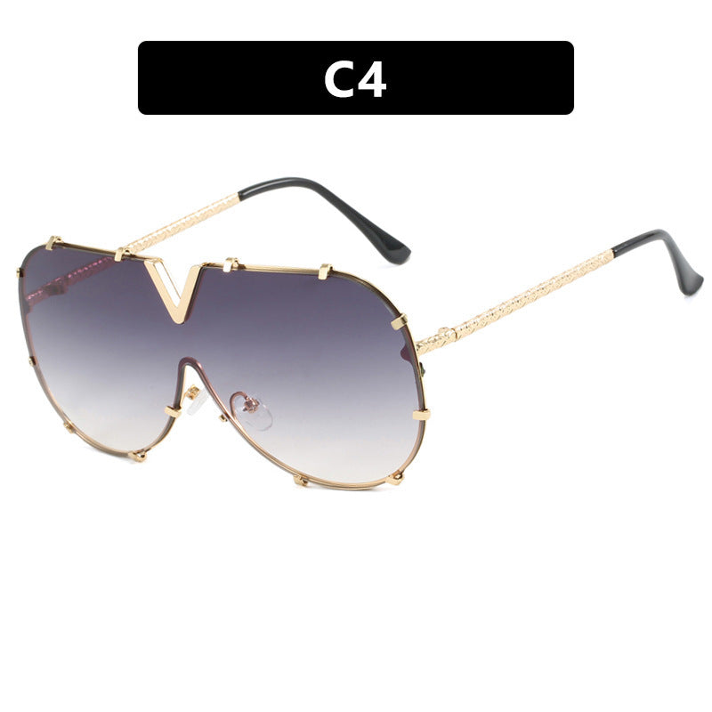 Damen oversized Schutzbrille im modernen Design Brehn