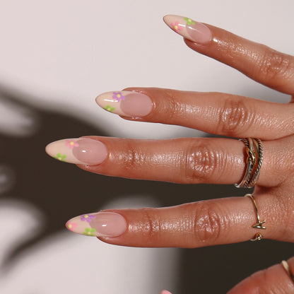 Florale Akzent Press-On Nagelset