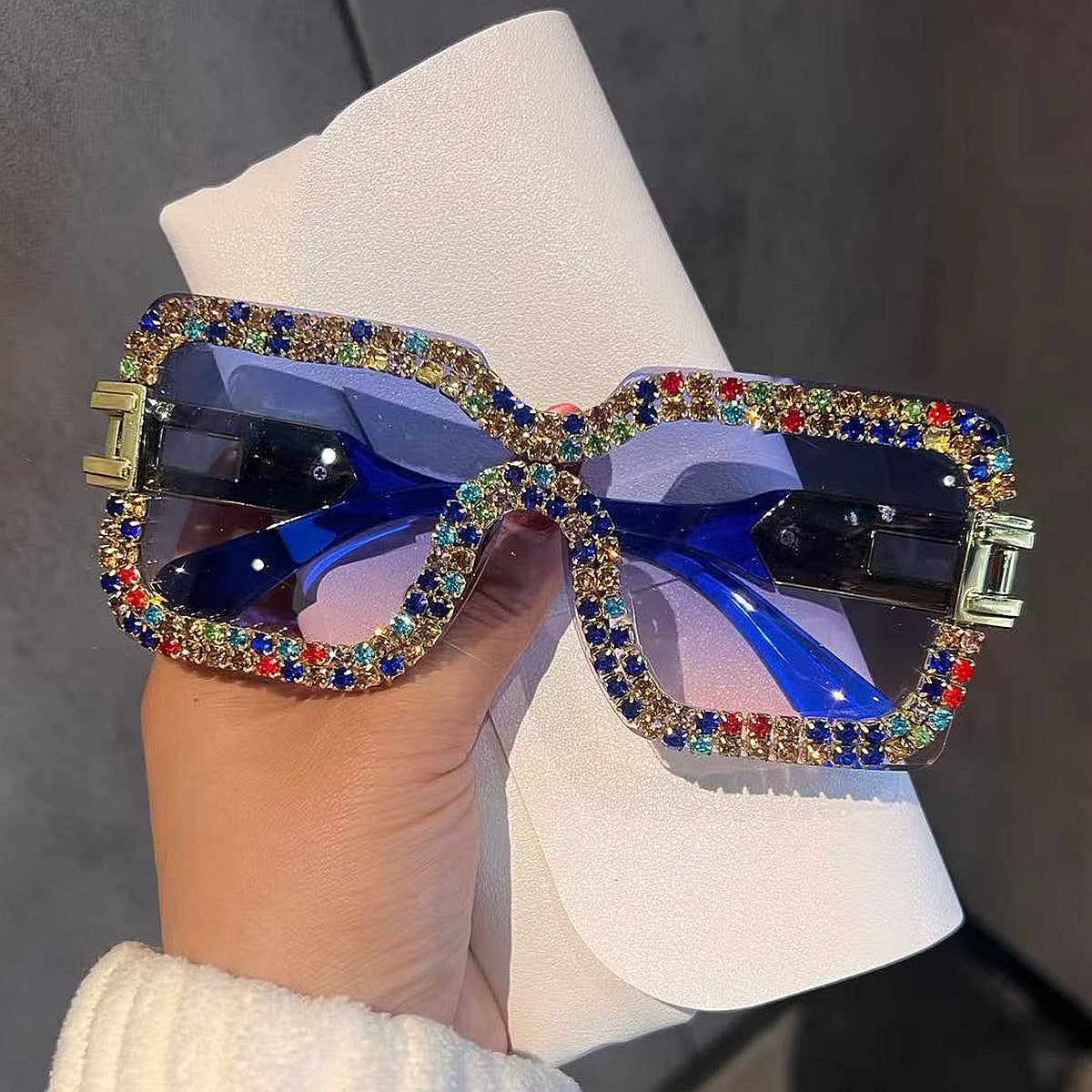 Damen Modische Oversized-Sonnenbrille mit funkelndem Kristallbesatz Brehn