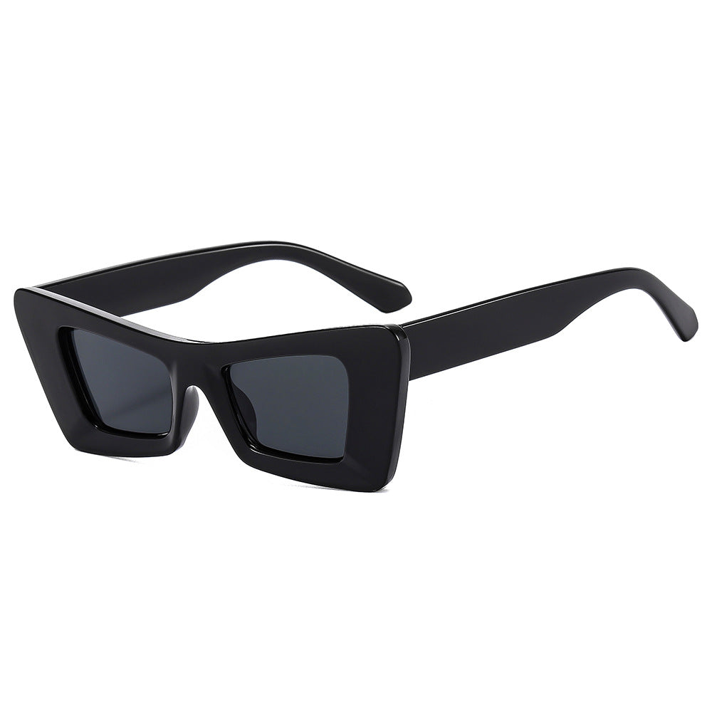 Damen auffällige Designer-Sonnenbrille mit modernem Prisma-Rahmen Brehn