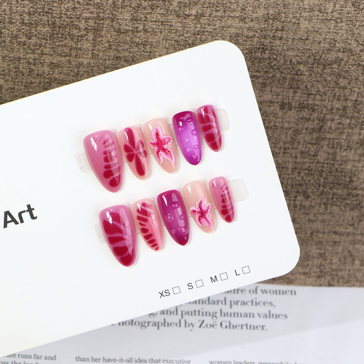 Künstlerisches Press-On Nail Art Set Brehn