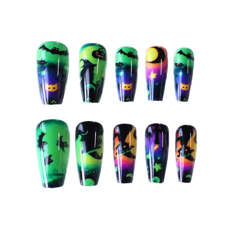 Halloween-inspiriertes Leuchtendes Nagelkunst Brehn
