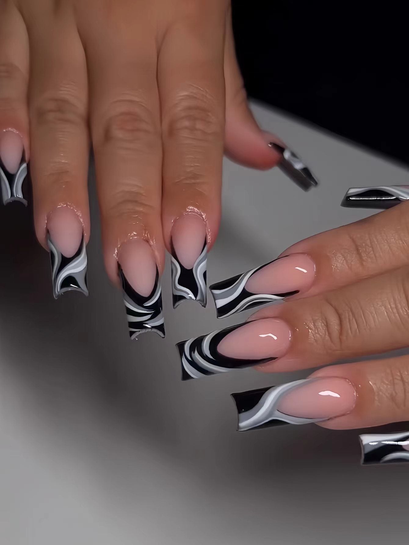 Künstlerische Marmorierte Acryl Nagelverstärkungen Brehn