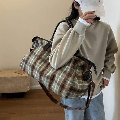 Stylische Karierte Reisetasche Brehn