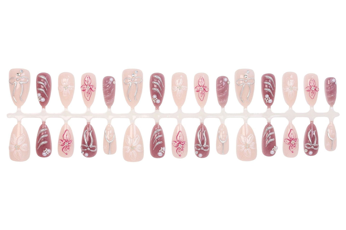 Künstliche Fingernägel mit eleganten Designs Brehn