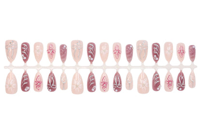 Künstliche Fingernägel mit eleganten Designs Brehn