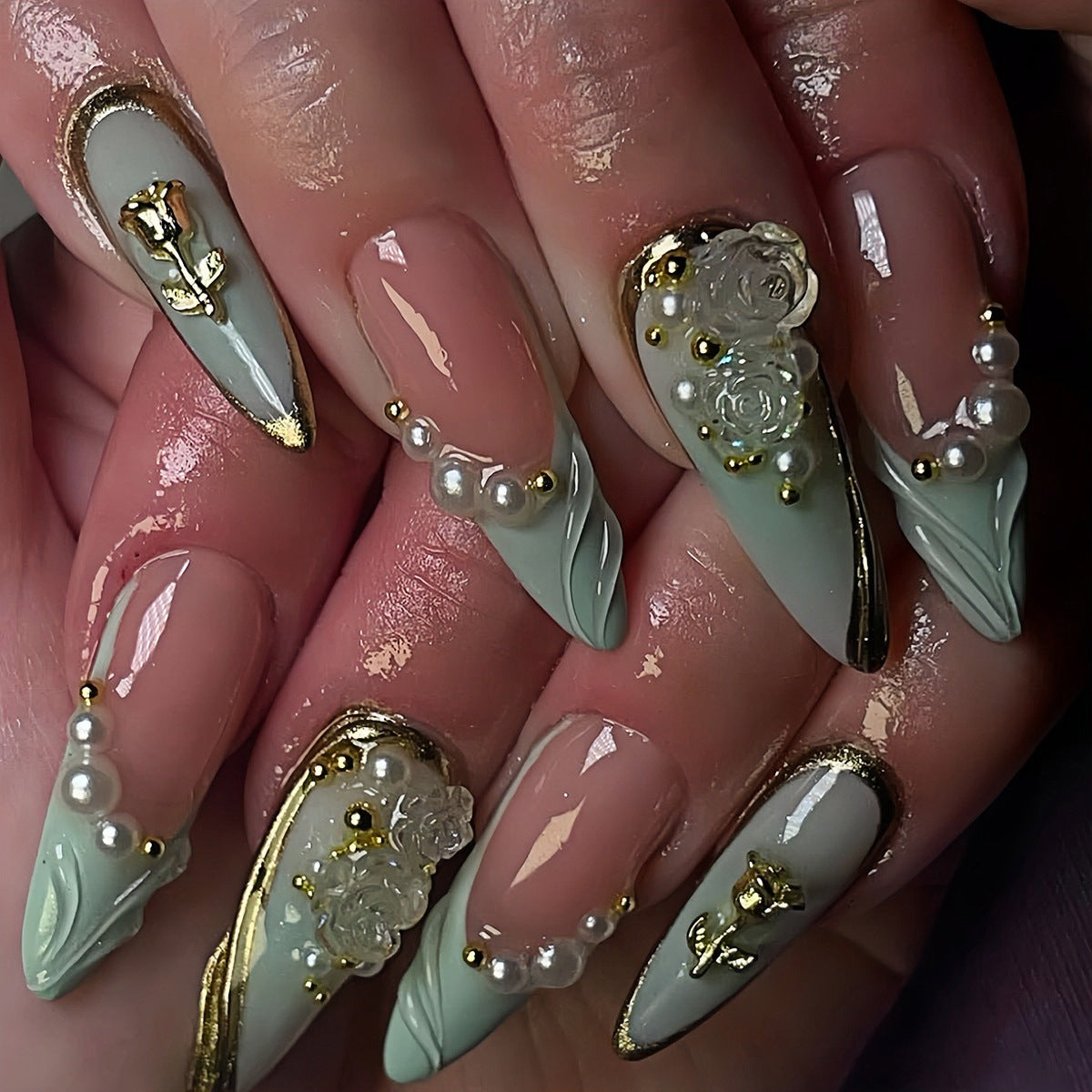 Dekorative Stiletto Press-On Nagelkunst Erweiterungen Brehn