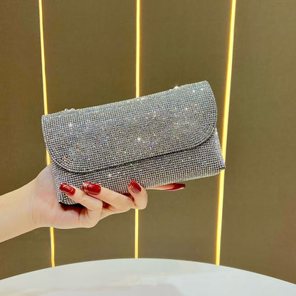Dekorative Kristallbesetzte Abendclutch
