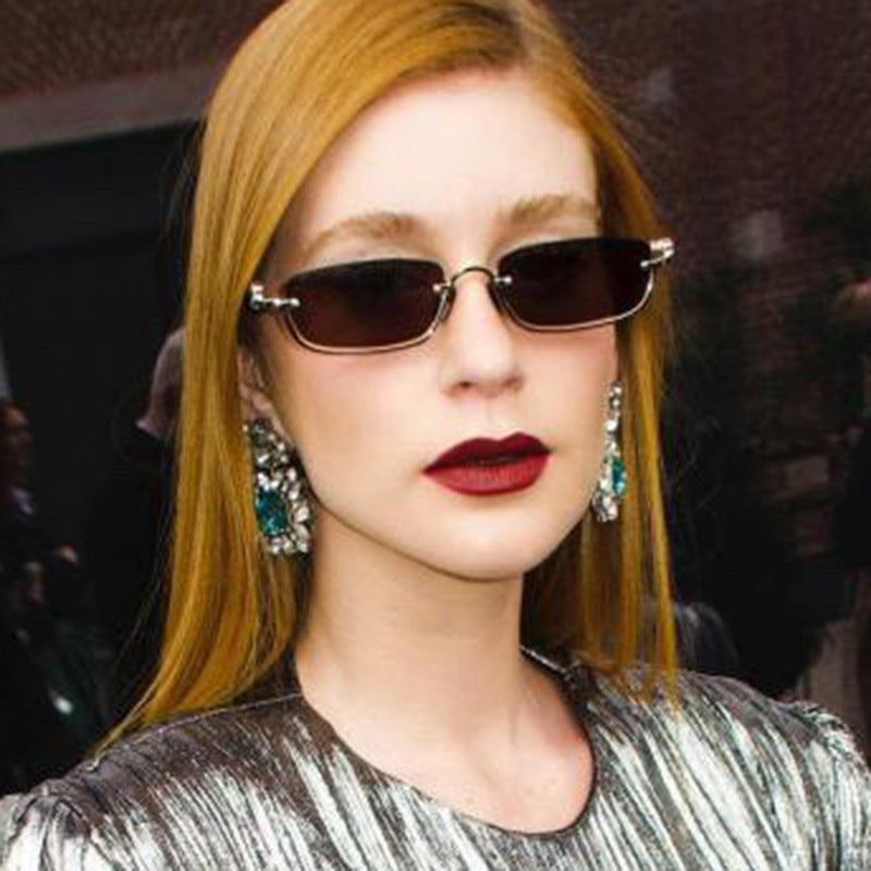 Damen Modische quadratische Sonnenbrille mit elegantem Metallgestell Brehn