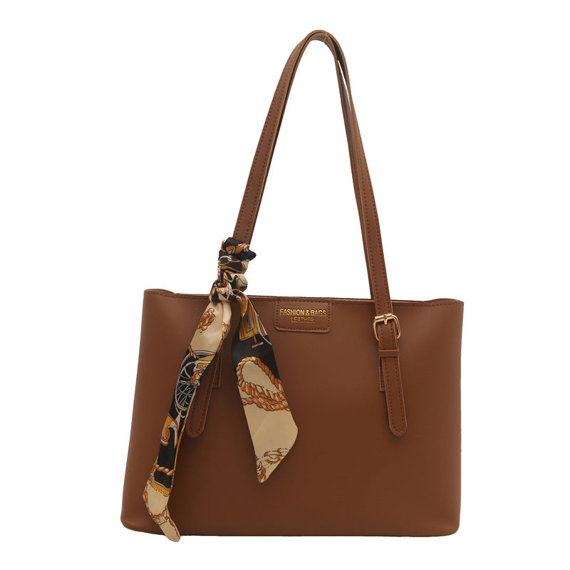 Elegante Kunstleder Tote Bag mit Schal-Detail