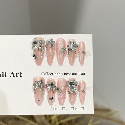 Dekoratives Press-On Nagelkunstset mit Kristallakzenten