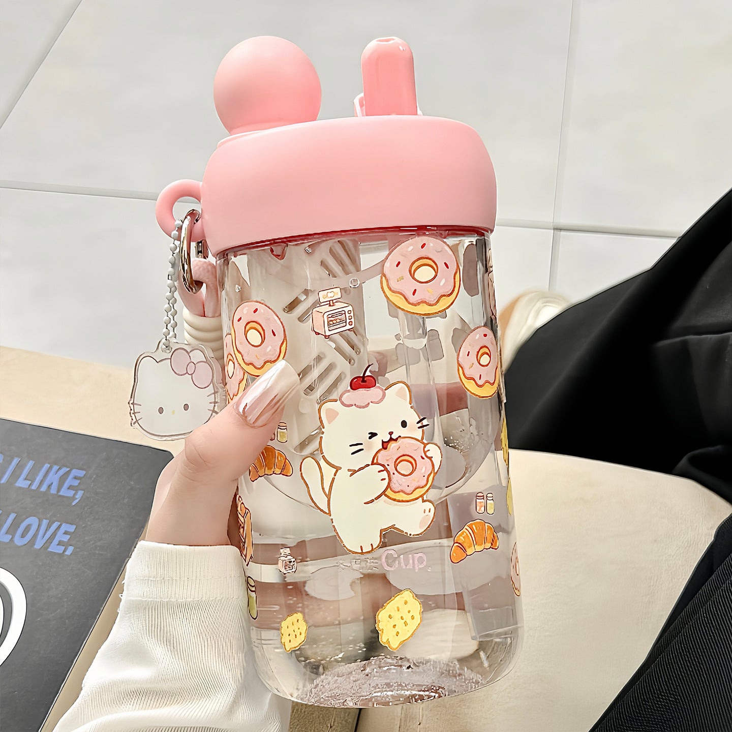 Damen Trinkflasche mit integriertem Tiermotiv und praktischem Tragegriff Brehn