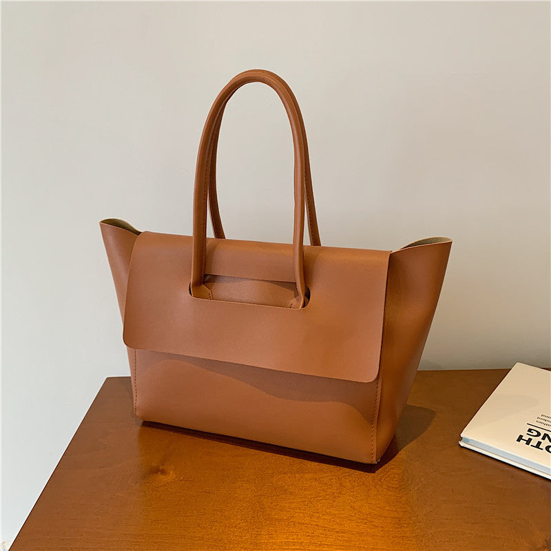 Moderne Minimalistische Schultertasche Brehn