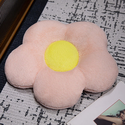 Gepolstertes Sitzkissen in Blumenform mit Kunstleder‑Mittelstück und flauschiger Randpolsterung