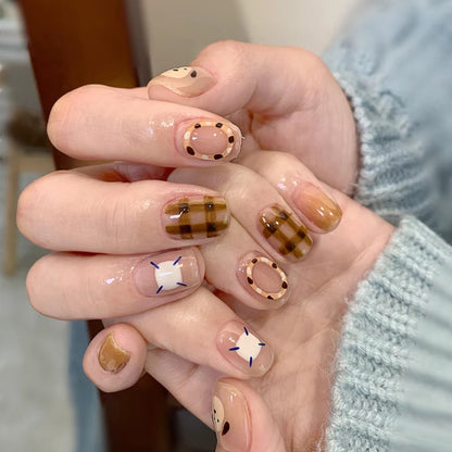 Glänzendes dekoratives Press-On-Nagelset Brehn