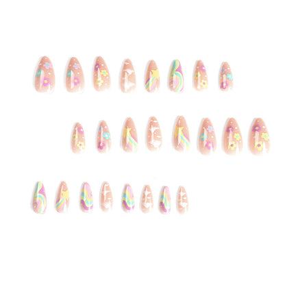 Kunstvolle Nagelkunst mit fröhlichen Motiven und bunten Akzenten Brehn