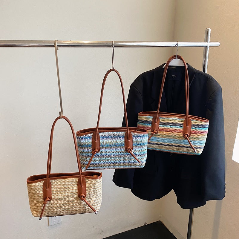 Stilvolle Gewebte Handtasche