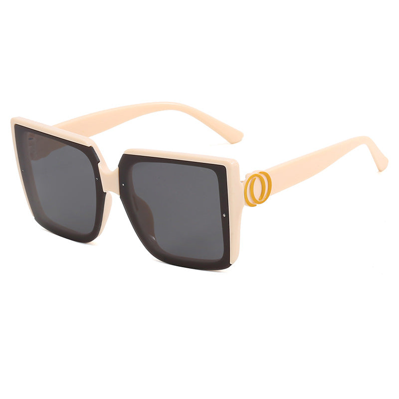 Damen quadratische Sonnenbrille mit einzigartigem Reifenelement Brehn