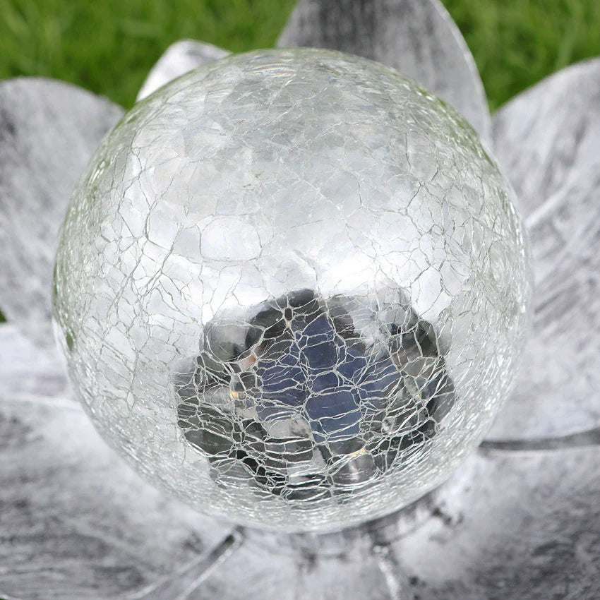 Solar Lotus Rissgartenlicht