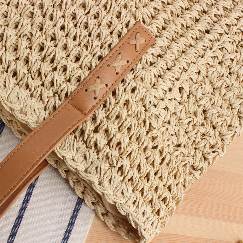 Handtasche Aus Geflochtenem Naturmaterial mit Weichen Ledergriffen Brehn
