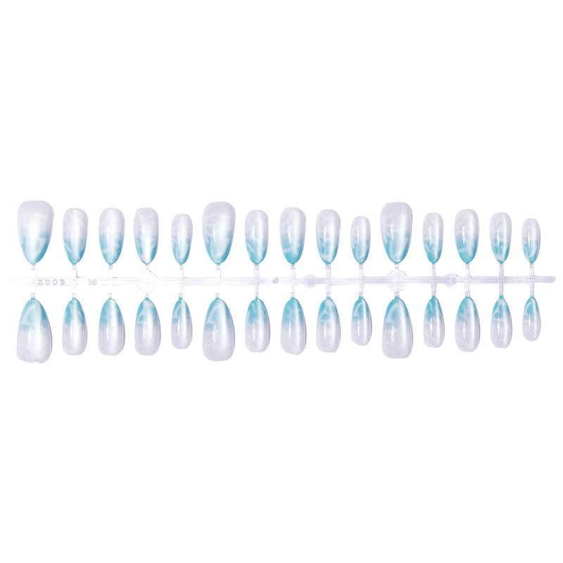 Kunstnägel-Set mit elegantem Farbverlauf und luxuriösem Glanz Brehn