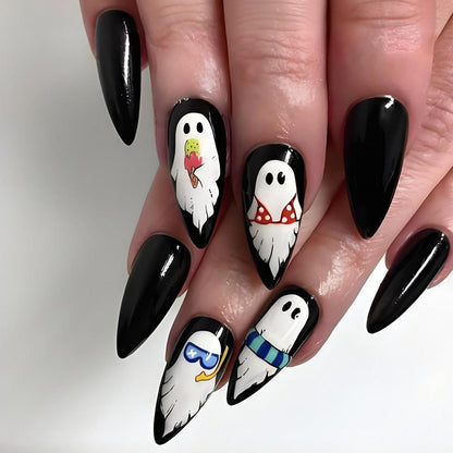 Kunstnagelset mit einzigartigen Spukmotiven Brehn