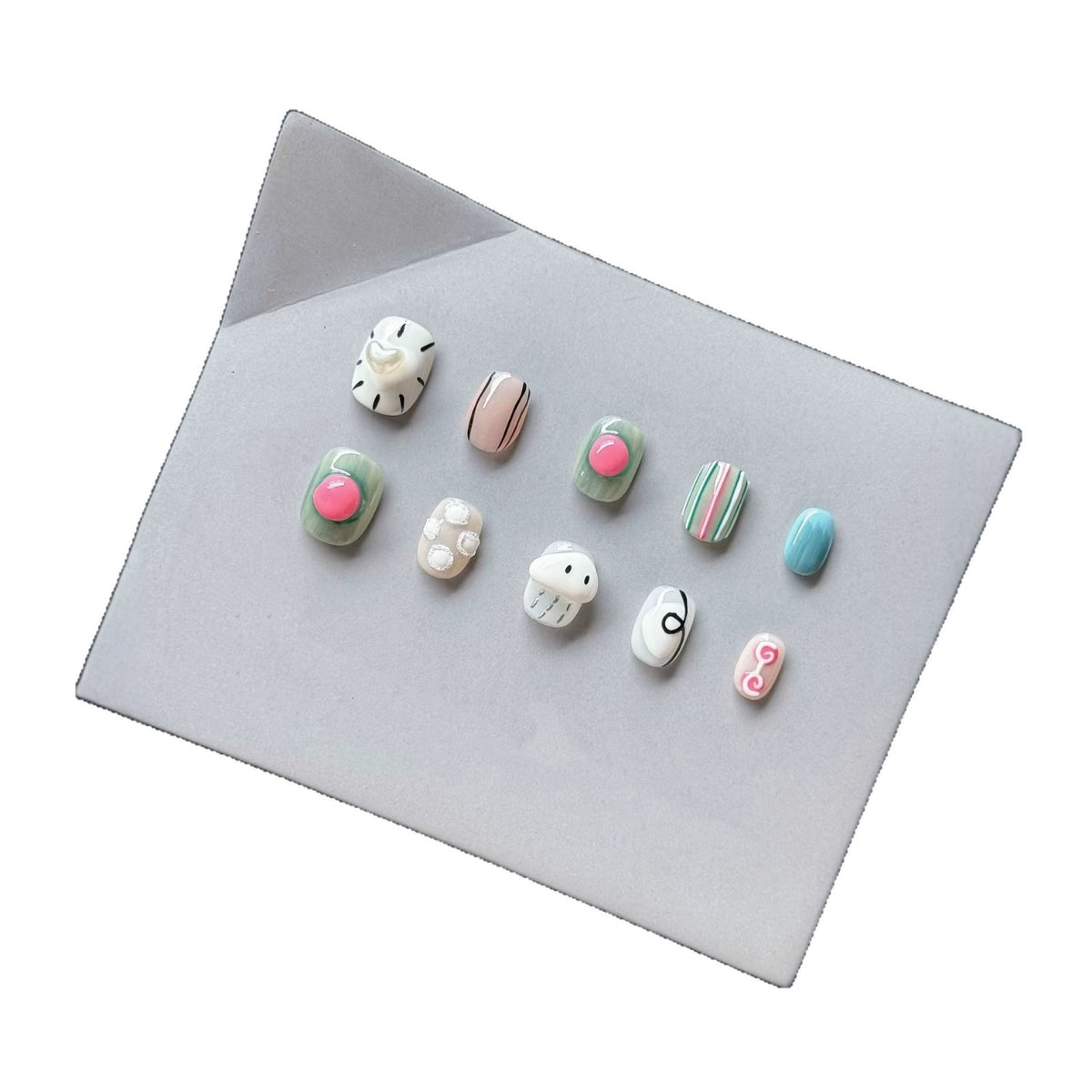 Kreative Press-On Nagelkunst Kollektion