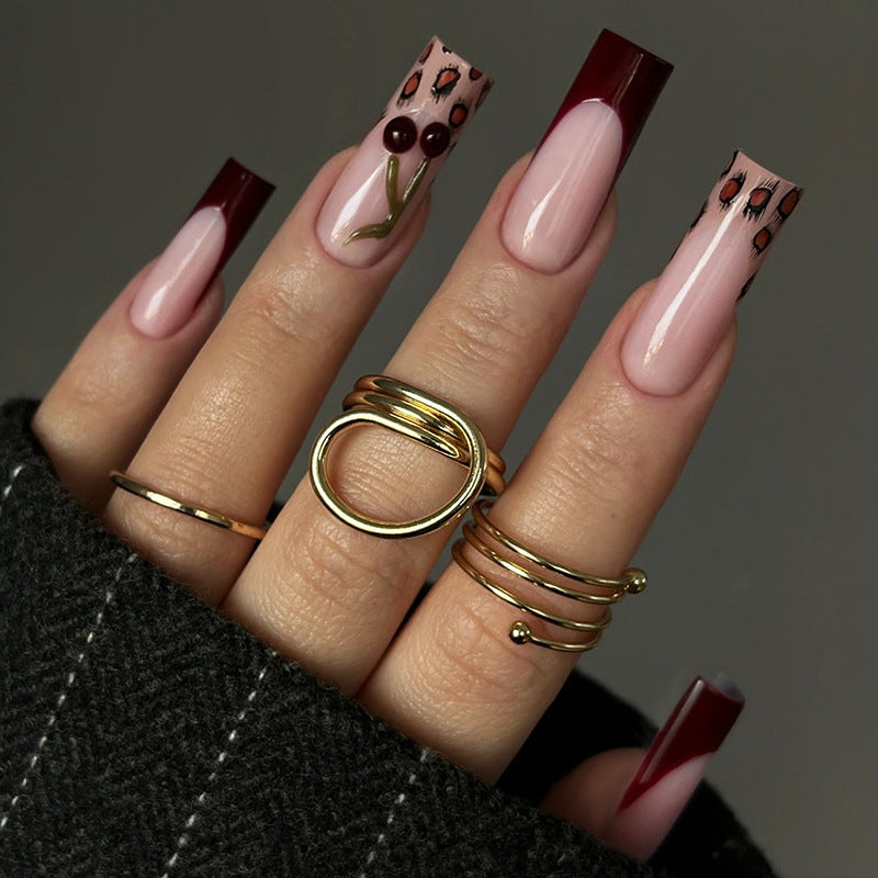 Künstlerisches Floral Press-On Nagelset Brehn