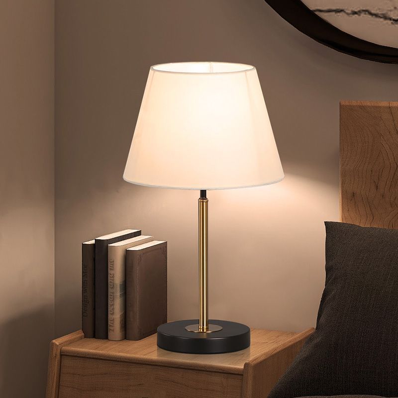 Moderne Leinen Schirm Tischlampe