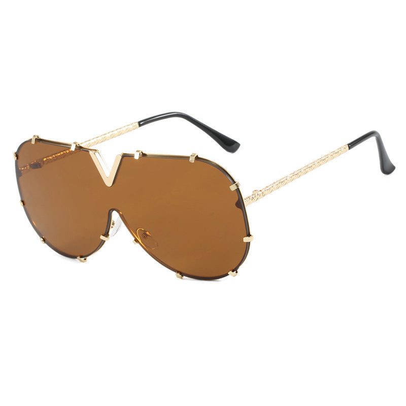 Damen oversized Schutzbrille im modernen Design Brehn
